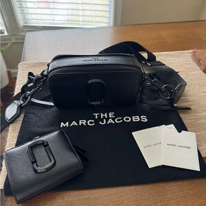 Marc Jacob’s snapshot purse with matching wallet